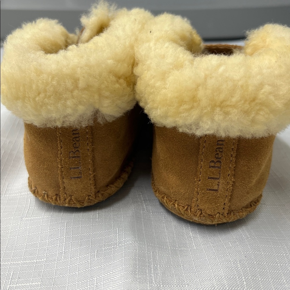 L.L. Bean Wicked Good slippers - Picture 4 of 8
